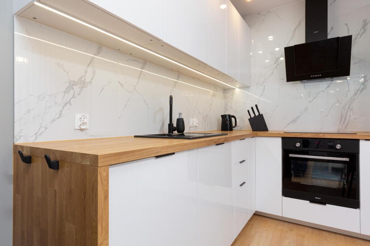 Beautiful Two-Bedroom Apartment Warsaw Bielany By Noclegi Renters ภายนอก รูปภาพ