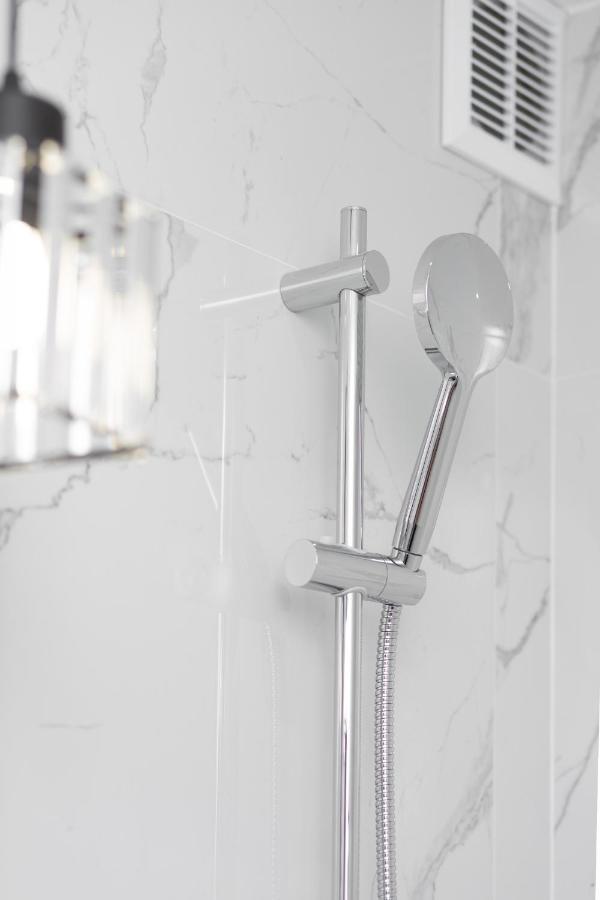 Beautiful Two-Bedroom Apartment Warsaw Bielany By Noclegi Renters ภายนอก รูปภาพ